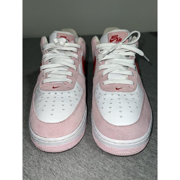Nike Air Force 1 Low Shoes Mens Size 12.5 Valentines Day Heart DD3384-600 RPB - Picture 3 of 16
